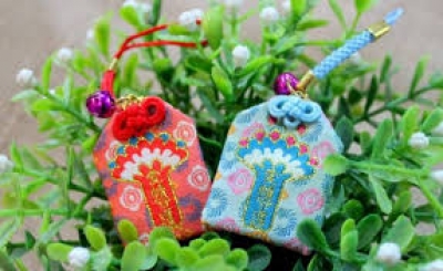Bùa hộ mệnh Omamori Nhật Bản