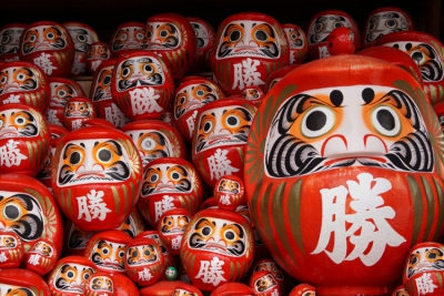 BÚP BÊ DARUMA – MỘT TRONG NHỮNG BIỂU TƯỢNG MAY MẮN Ở NHẬT BẢN